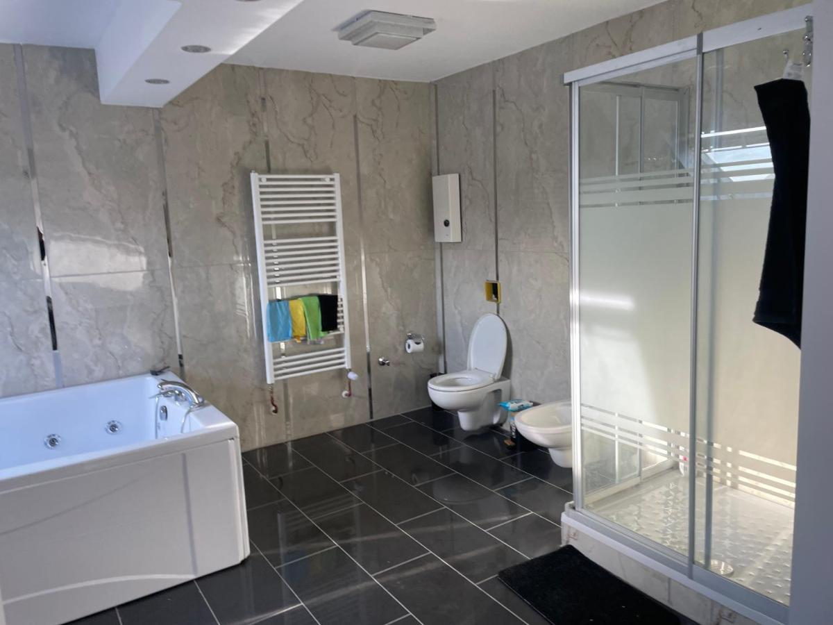 Penthouse Wohnung Ultra Exlusive Дуйсбург Екстер'єр фото