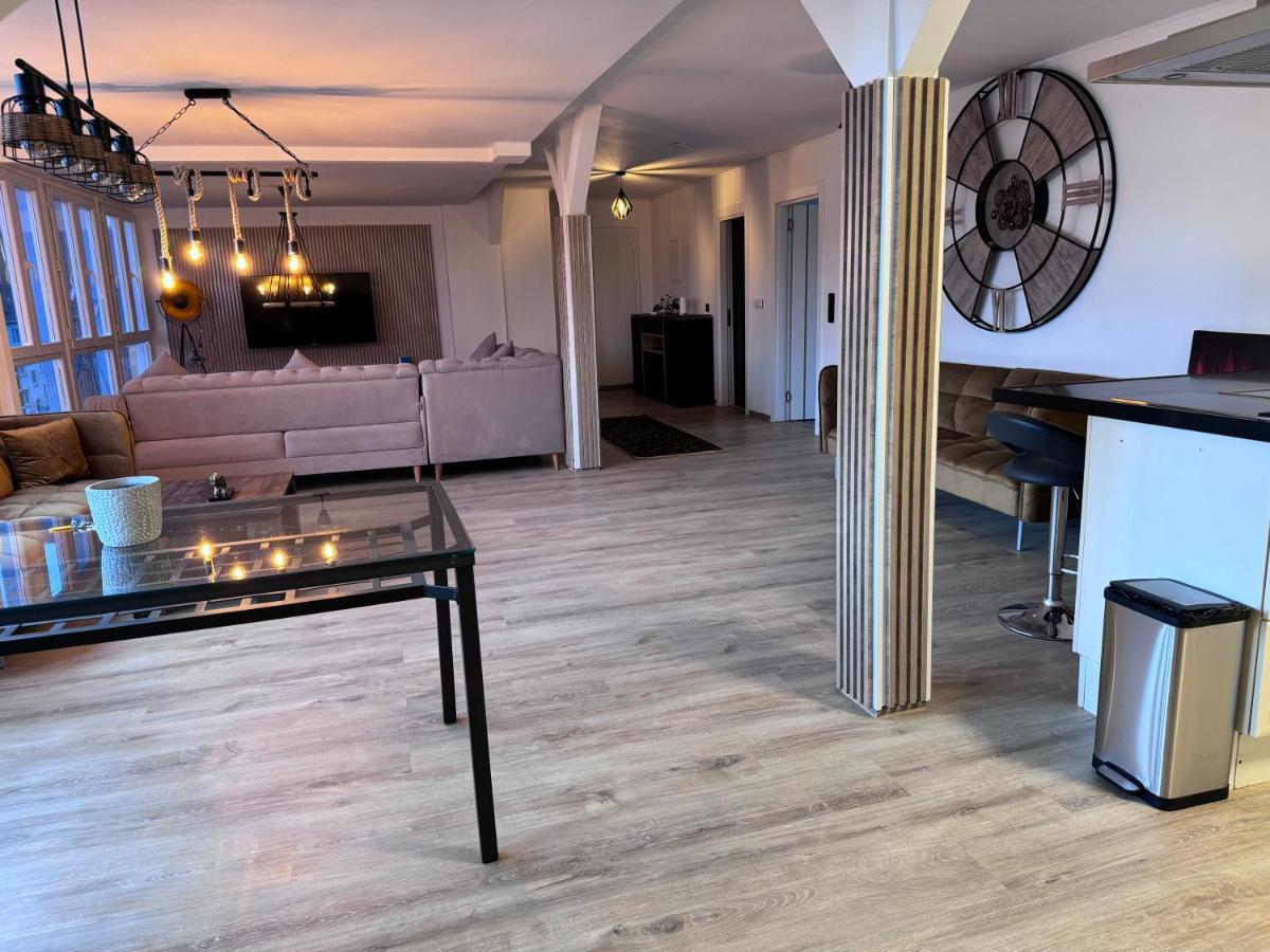 Penthouse Wohnung Ultra Exlusive Дуйсбург Екстер'єр фото